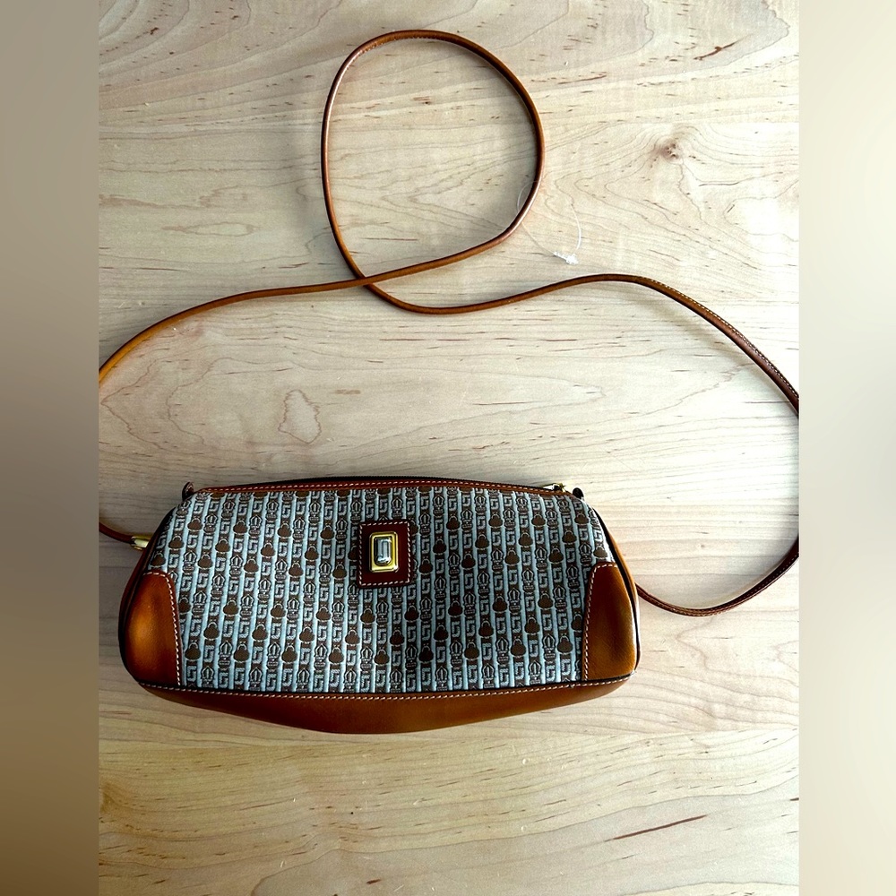 NWOT Judith Leiber purse